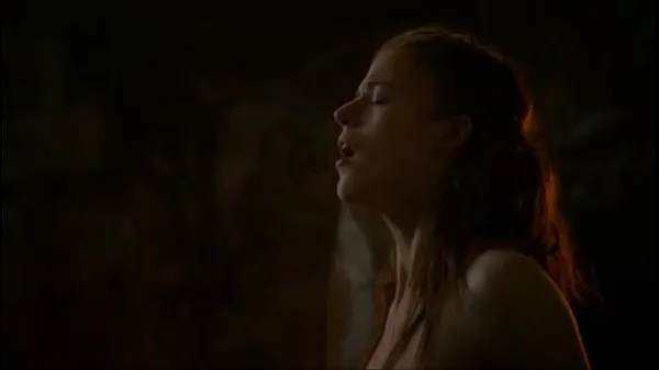 大Leslie Rose in Game of Thrones sex scene新视频