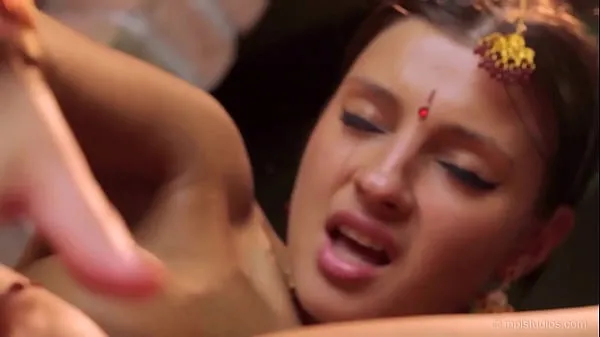 Stora Gorgeous skinny Indian teen erotic dance & finger-fucking nya videor