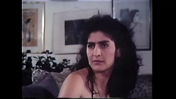 Veľké A DEEP BUNDA - PORNOCHANCHADA 1984 nové videá