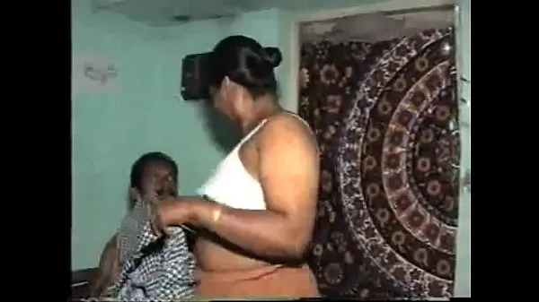 Mature Desi Aunty ki Chudai مقاطع فيديو جديدة كبيرة