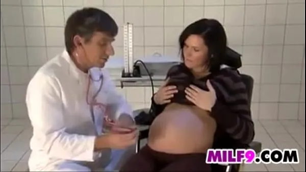 Big Pregnant Woman Being Fucked By A Doctor new Videos