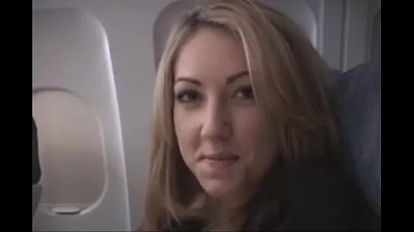 Grote Sarah Peachez - airplane blowjob nieuwe video's