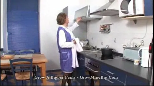 Grote mature fuck in the Kitchen nieuwe video's