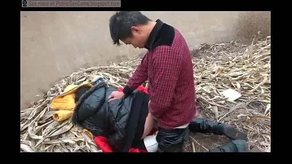 Store Chinese Couple Fucks In Public nye videoer