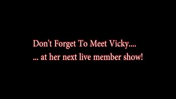HUGE Cumshot on Vicky Vette's Face - Santa Drops a Load Video baharu besar