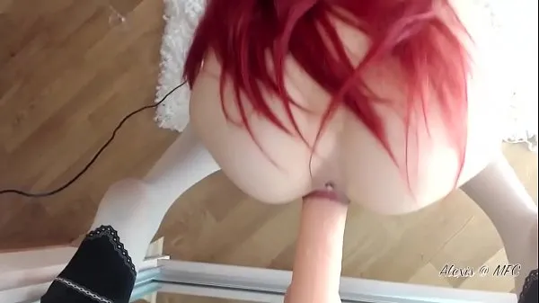 Veliki Red Haired Vixen novi videoposnetki