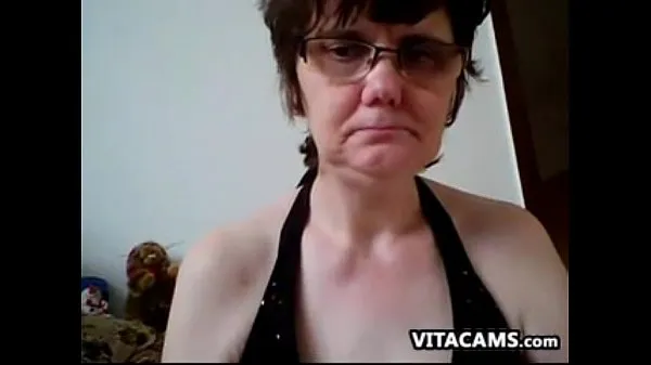 Naughty Grandma Gets Naked Video baharu besar