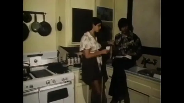 Veľké Young Hustle - 1976 nové videá
