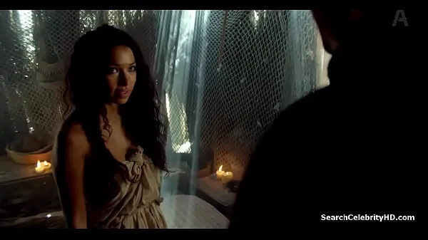 Grote Louise Barnes Jessica Parker Kennedy Black Sails S01E04 2014 nieuwe video's