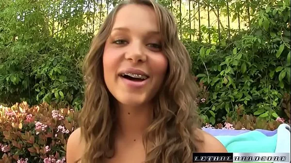 Teen Liza Rowe gets hardcore creampie big cock Video baharu besar