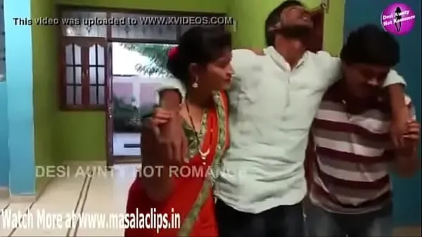 Desi Aged Bhabhi Sex with Young Guy Video baharu besar