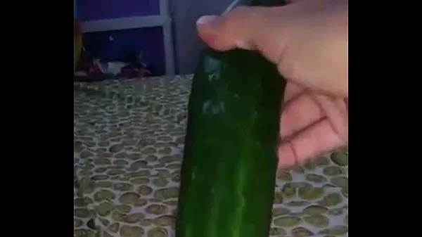 masturbating with cucumber Video baru yang besar