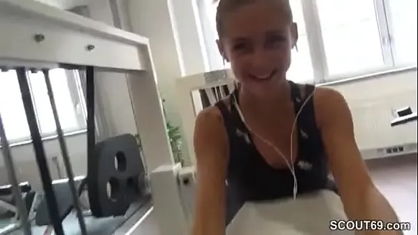 Small German Teen Seduce Stranger to Fuck in Gym Video baharu besar