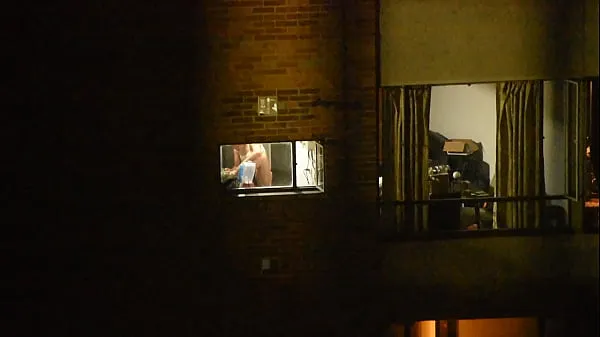 Spying on my neighbor while she waxes Video baharu besar