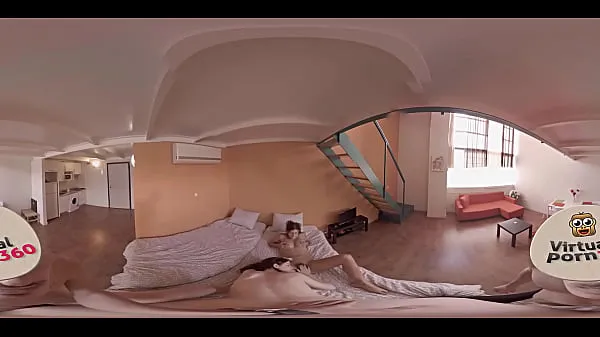 대규모 VR Porn Hot roommates enjoy their great sex개의 새 동영상