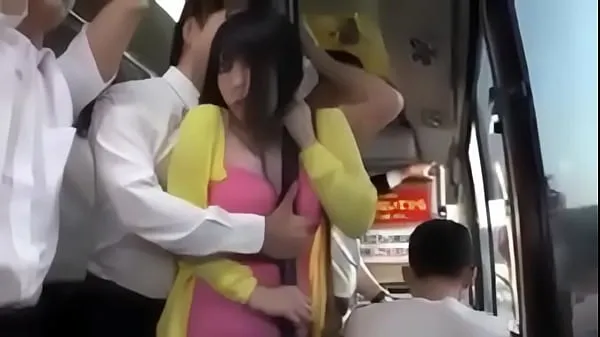 Grote young jap is seduced by old man in bus nieuwe video's
