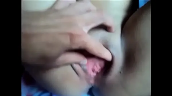 young girl of 18 giving her pussy to her husband Video mới lớn