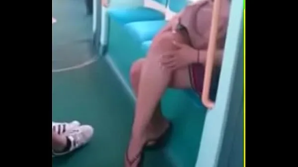 Isoja Candid Feet in Flip Flops Legs Face on Train Free Porn b8 uutta videota