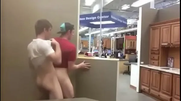 Store Gay public sex nye videoer