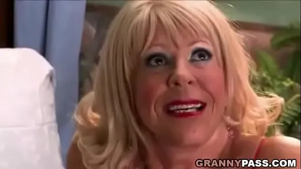 Velká Busty Granny Takes BBC Anal nová videa