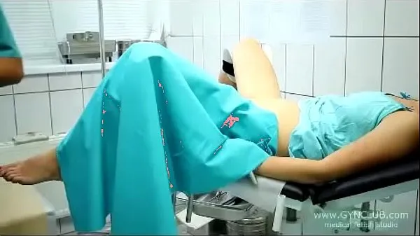 Big beautiful girl on a gynecological chair (33 new Videos