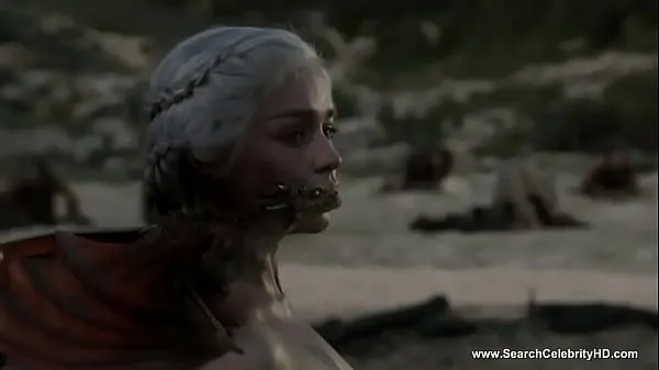 大きなEmilia Clarke Fully Nude in Game of Thrones新しい動画