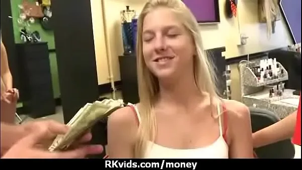 Store Wanna do sex for money 28 nye videoer