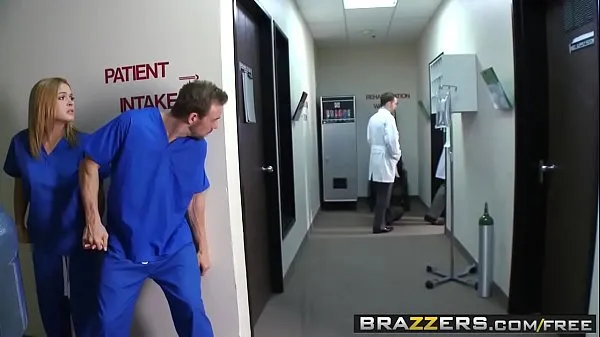 बड़े Brazzers - Doctor Adventures - Naughty Nurses scene starring Krissy Lynn and Erik Everhard नए वीडियो