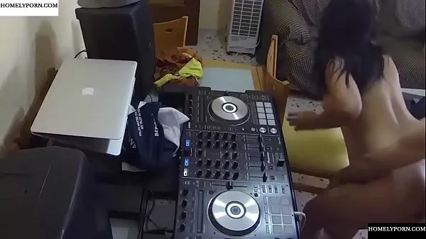 Fucking DJ jockey music is more enjoyable. for more videos at pamelasanchez.eu مقاطع فيديو جديدة كبيرة