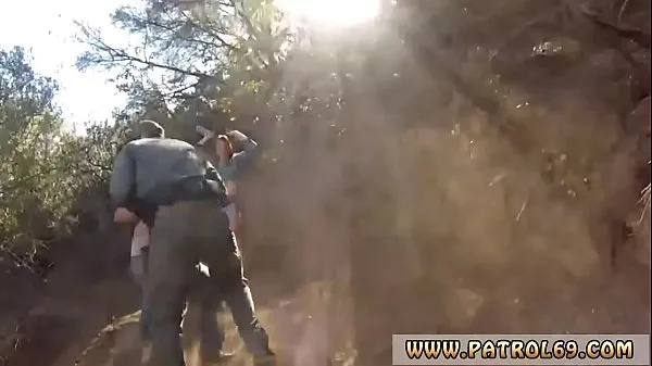 Nagy Mature stockings outdoor xxx Mexican border patrol agent has his own új videók