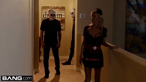 วิดีโอใหม่ยอดนิยม BANG Confessions - Alexis Fawx gives her stepson a Halloween Treat รายการ