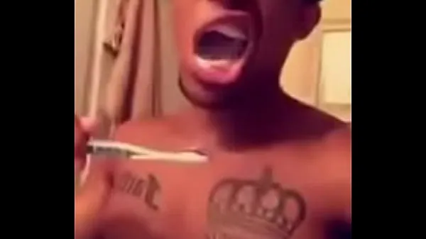 Big Picona black man brushing his teeth | Black man brushing teeth | monster cock new Videos