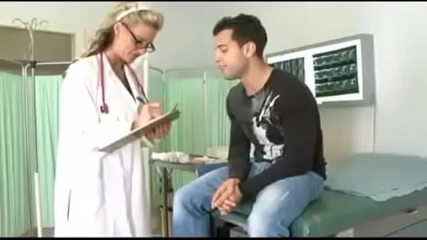 blonde stocking nurse fucked Video baru yang besar