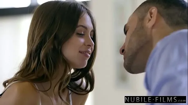 NubileFilms - Girlfriend Cheats And Squirts On Cock Video baru yang besar