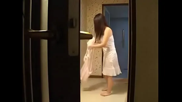 Grosses Une belle-mère asiatique japonaise chaude baise avec un jeune nouvelles vidéos