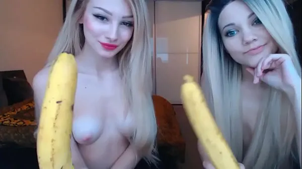 Blowjob banana battle Video mới lớn