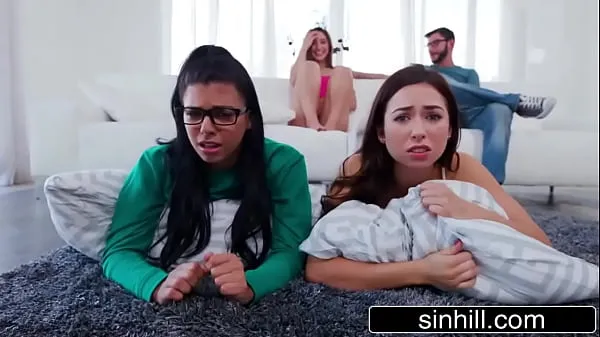 Pervy Stepbro Fucks His Stepsis and Her Two Hot Besties - Gina Valentina, Abella Danger, Melissa Moore Video mới lớn