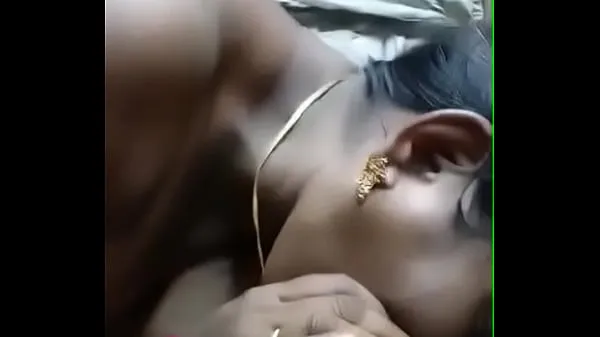 Veliki Tamil aunty sucking my dick novi videoposnetki
