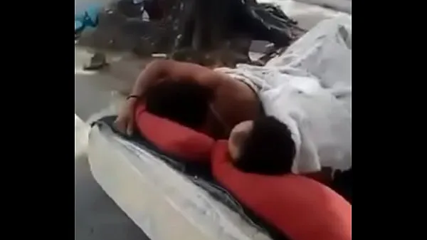 Homeless Brazilians catching near my friend's house in Lima - Peru Video baru yang besar