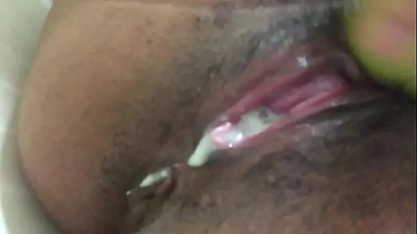 Grote gaping pussy squirts nieuwe video's