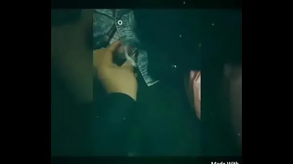 Masturbating a clinte in the subway Video baru yang besar