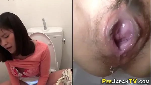 Big Urinating asian toys cunt new Videos