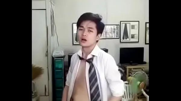 Cute Chinese Twink Strips Down and Cums مقاطع فيديو جديدة كبيرة