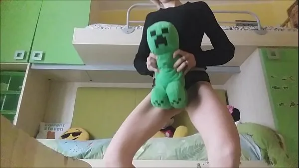 there is no doubt: my step cousin still enjoys playing with her plush toys but she shouldn't be playing this way Video mới lớn