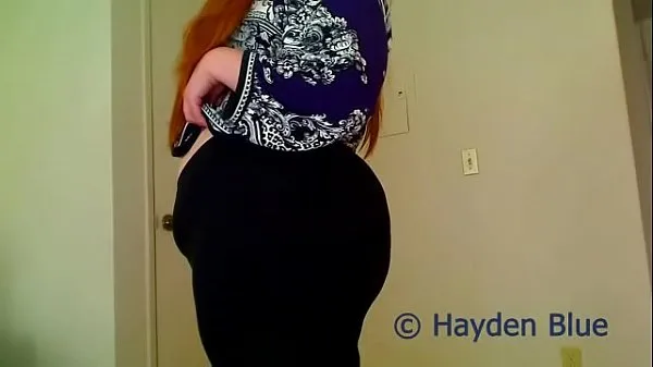 BBW Hayden Blue Striptease Ass And Belly Play Video baharu besar