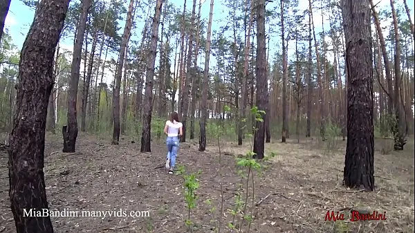 Public outdoor fuck for fit Mia in the forest. Mia Bandini Video baharu besar