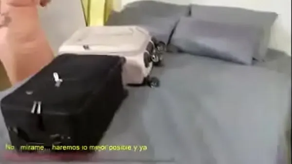 Sharing the bed with stepmother (Spanish sub مقاطع فيديو جديدة كبيرة