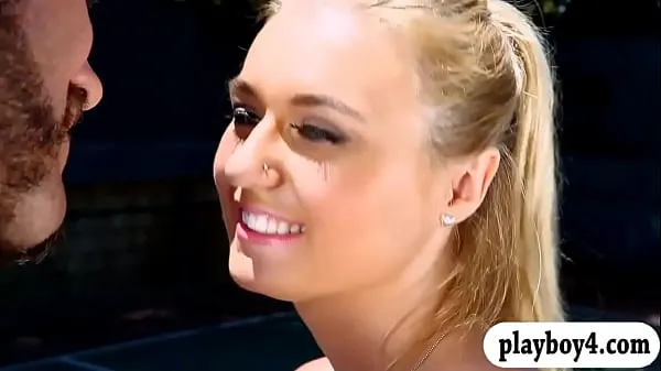Velká Busty blonde babe banged after playing tennis outdoors nová videa