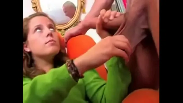 Veliki step daughter jerks off her novi videoposnetki