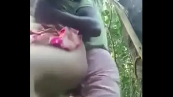 Desi Indian girl forest fuck Video baharu besar